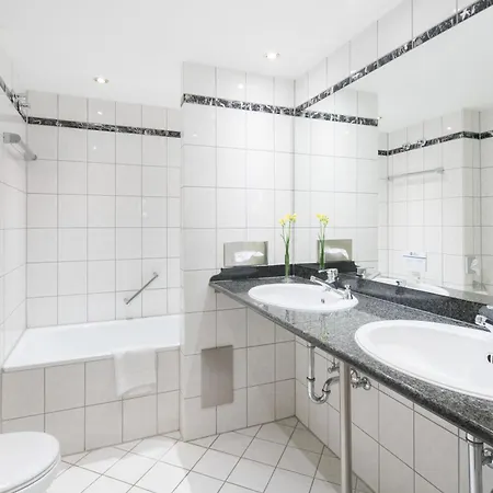 Western Wein- Und Parkhotel 4*