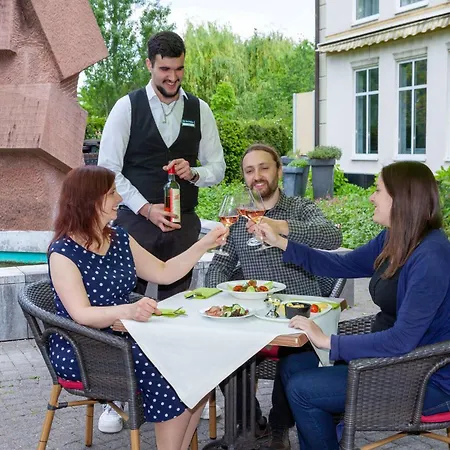 Отель Western Wein- Und Parkhotel Нирштайн