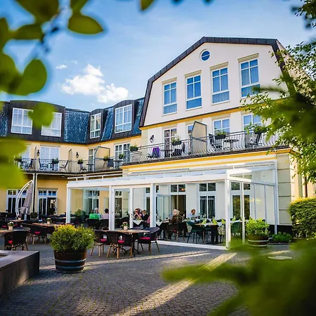 Western Wein- Und Parkhotel Нирштайн