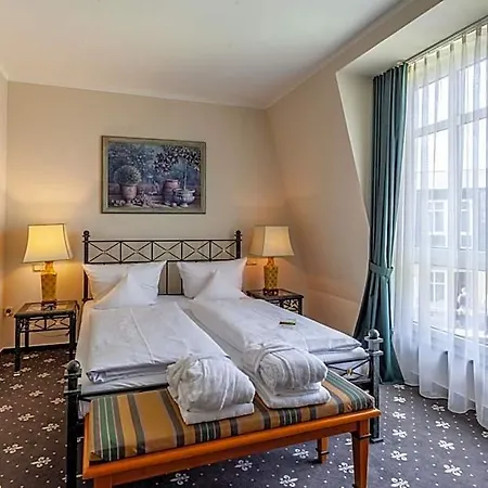 Western Wein- Und Parkhotel 4*