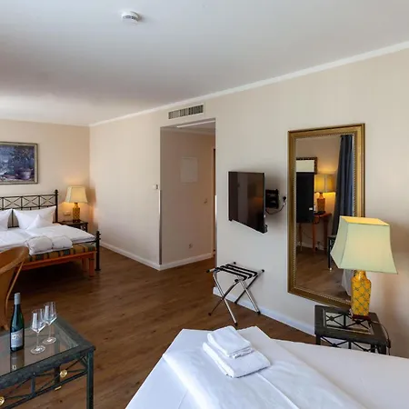 Western Wein- Und Parkhotel Hotel 4*