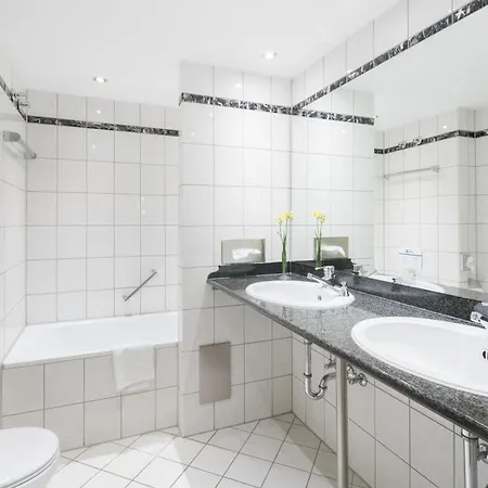 Hotel Western Wein- Und Parkhotel 4*