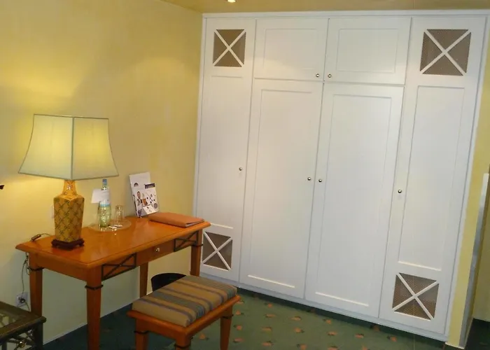 Western Wein- Und Parkhotel Hotell Nierstein